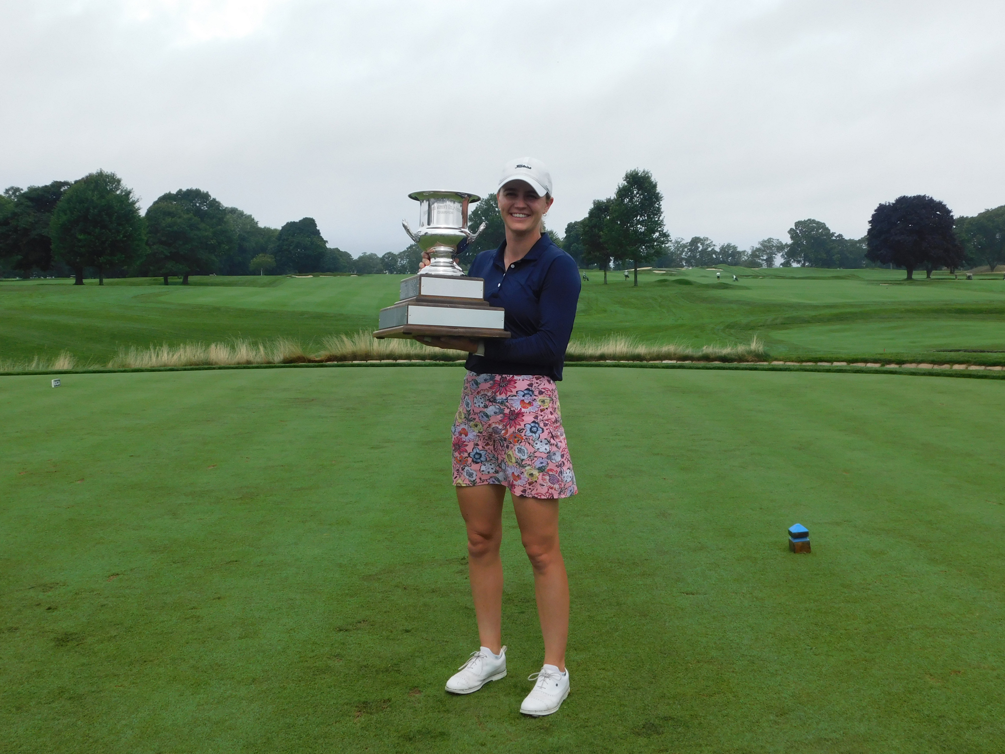 Williams with trophy